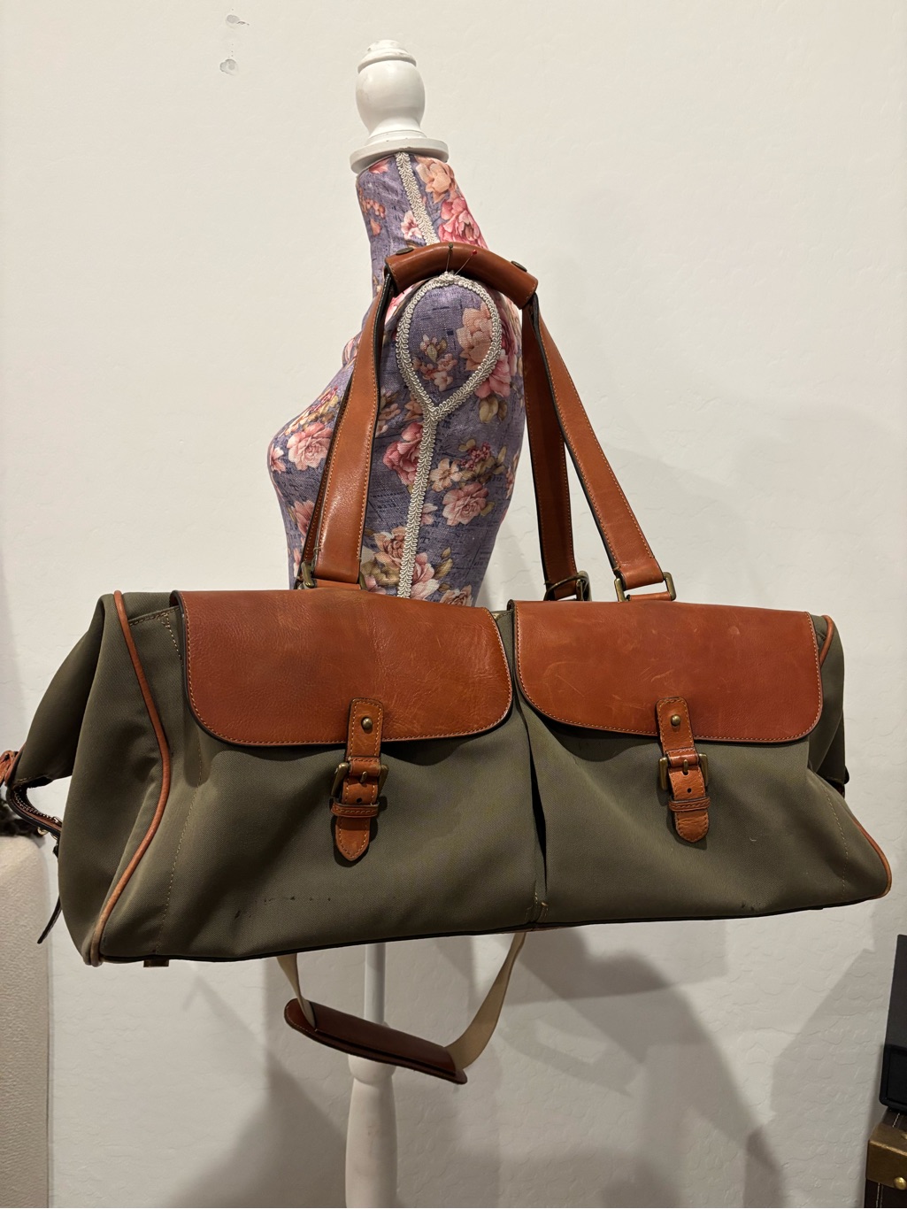 Trafalgar Olive Green And Brown Leather Trim Weekender Duffle Bag